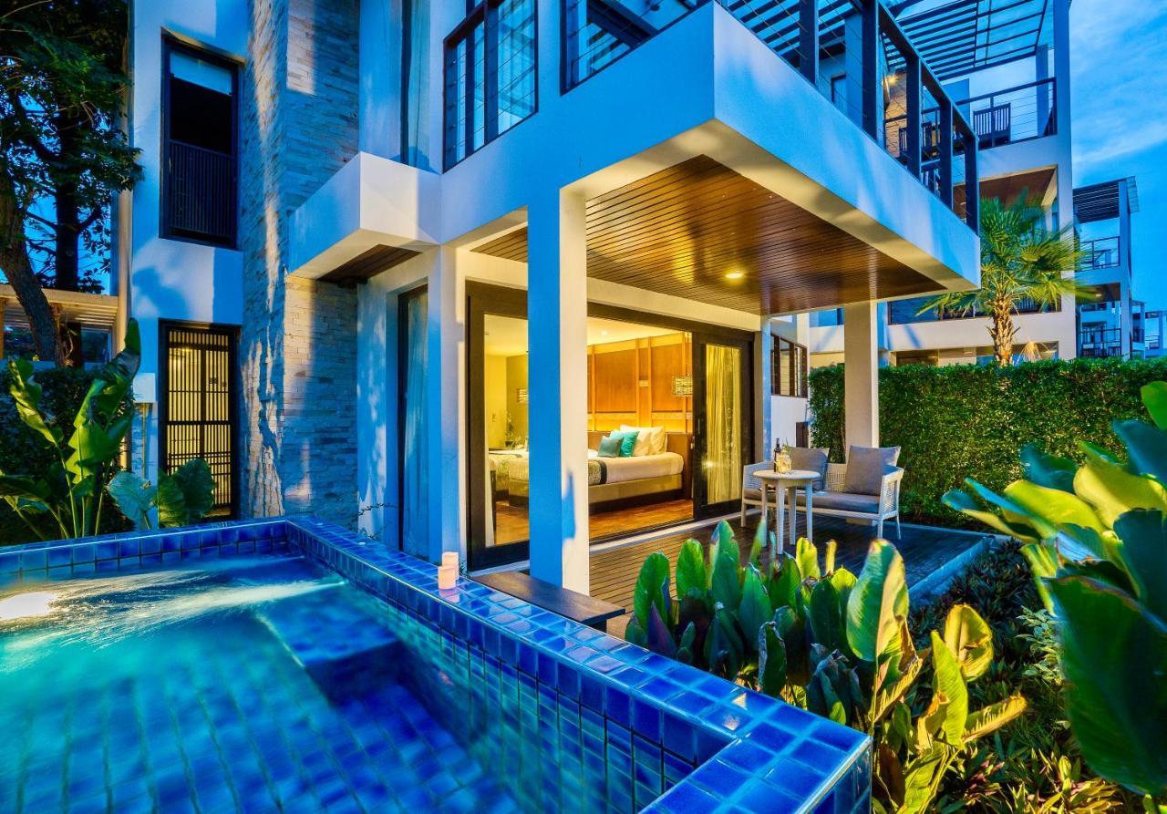Resort The Rock Beachfront HHQ